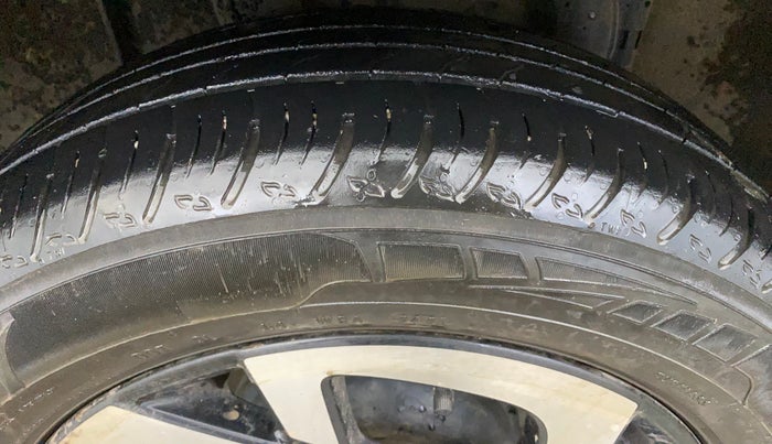 2022 Nissan MAGNITE XV MT, Petrol, Manual, 31,159 km, Right Rear Tyre Tread