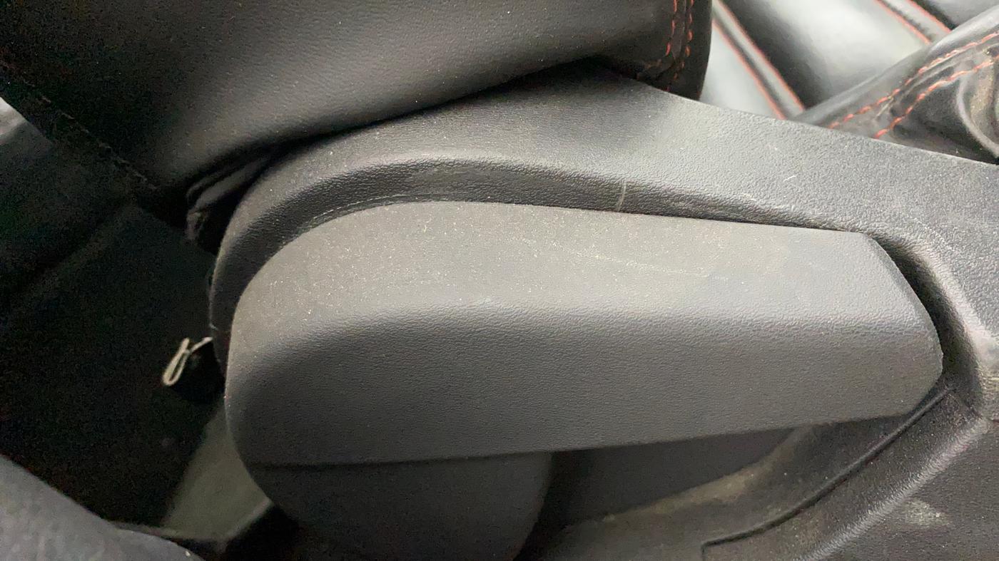 2022 Nissan MAGNITE XV MT, Petrol, Manual, 31,159 km, Driver Side Adjustment Panel