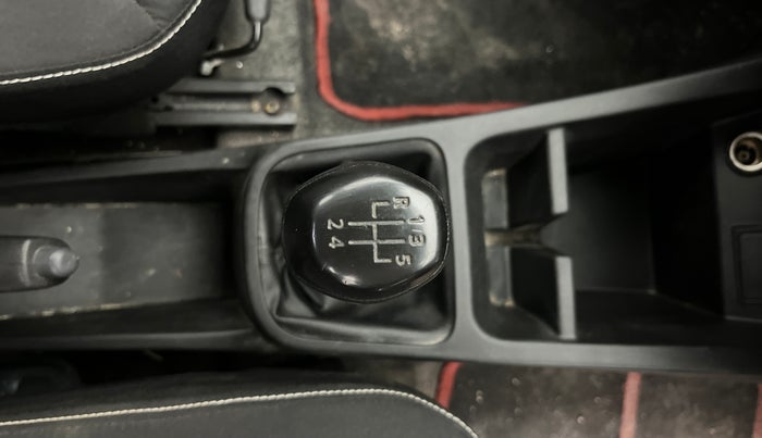 2021 Renault Kwid RXL, Petrol, Manual, 66,912 km, Gear Lever