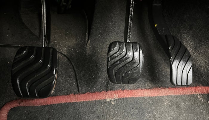 2021 Renault Kwid RXL, Petrol, Manual, 66,912 km, Pedals