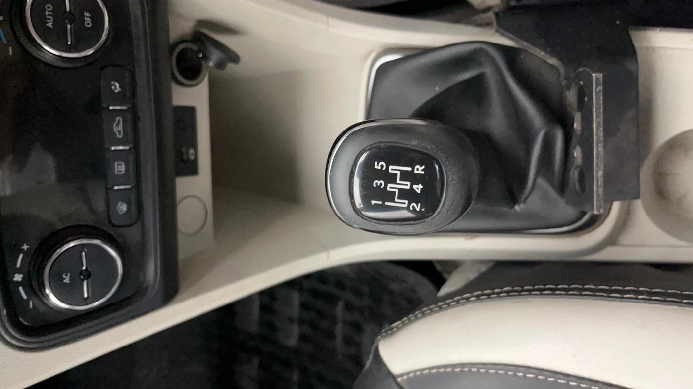 2023 Tata TIGOR XZ PLUS CNG, CNG, Manual, 71,682 km, Gear Lever
