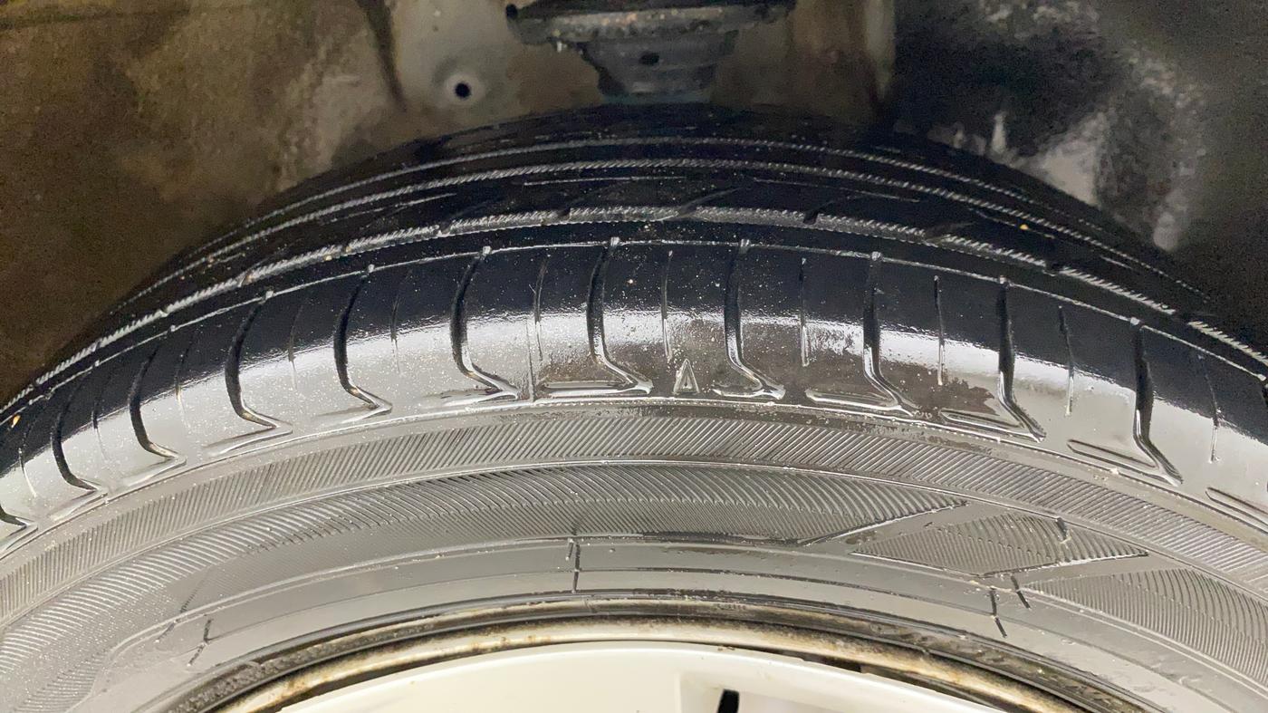 2020 Maruti IGNIS SIGMA 1.2, CNG, Manual, 68,133 km, Right Front Tyre Tread