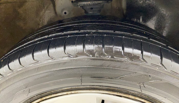 2020 Maruti IGNIS SIGMA 1.2, CNG, Manual, 68,133 km, Right Front Tyre Tread