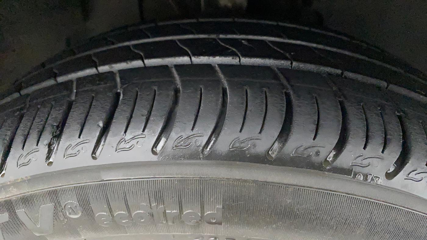 2021 Tata ALTROZ XT PETROL, Petrol, Manual, 14,051 km, Right Front Tyre Tread
