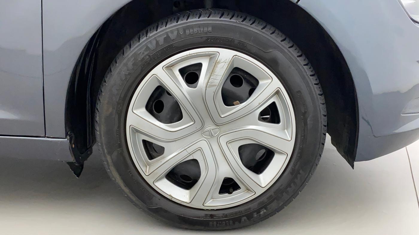 2021 Tata ALTROZ XT PETROL, Petrol, Manual, 14,051 km, Right Front Wheel