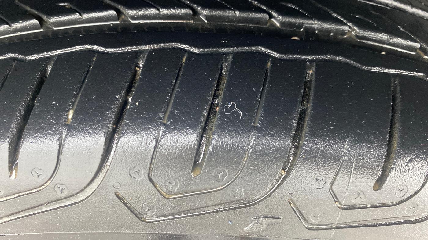 2017 Volkswagen Polo TRENDLINE 1.2L PETROL, Petrol, Manual, 66,148 km, Right Front Tyre Tread