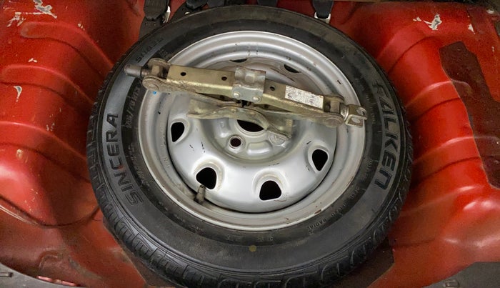 2011 Maruti Zen Estilo LXI, Petrol, Manual, 60,745 km, Dicky (Boot door) - Tool missing