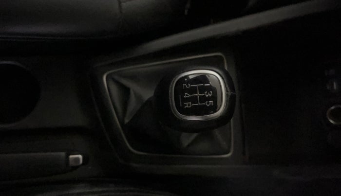 2016 Hyundai Elite i20 ASTA 1.2, Petrol, Manual, 15,786 km, Gear Lever