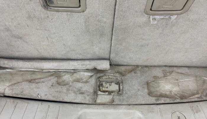 2015 Mahindra XUV500 W10, Diesel, Manual, 95,830 km, Boot Inside