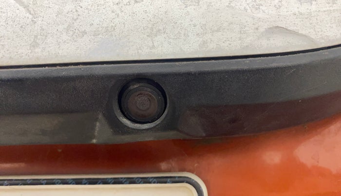 2015 Mahindra XUV500 W10, Diesel, Manual, 95,830 km, Parking Camera