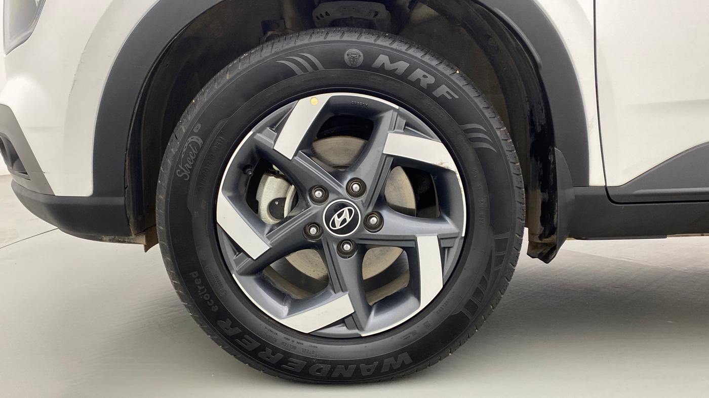 2019 Hyundai VENUE 1.0L Turbo GDI SX(O) MT, Petrol, Manual, 11,321 km, Left Front Wheel