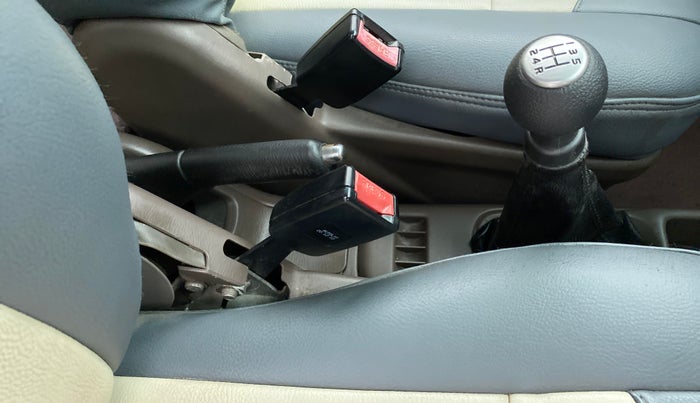 2011 Maruti Zen Estilo VXI, Petrol, Manual, 35,572 km, Gear Lever