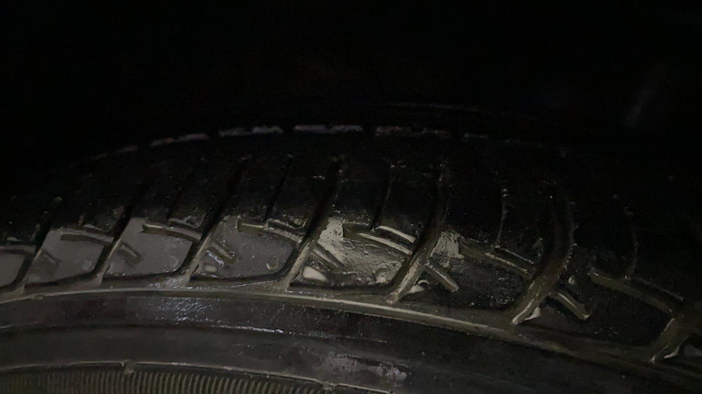 2018 Maruti Baleno DELTA PETROL 1.2, Petrol, Manual, 34,141 km, Left Front Tyre Tread