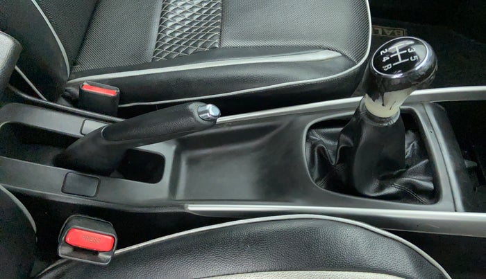 2016 Maruti Baleno DELTA PETROL 1.2, Petrol, Manual, 93,024 km, Gear Lever