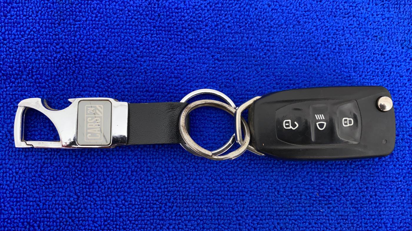 2018 Tata Tiago XZA PETROL, Petrol, Automatic, 67,928 km, Key Close Up
