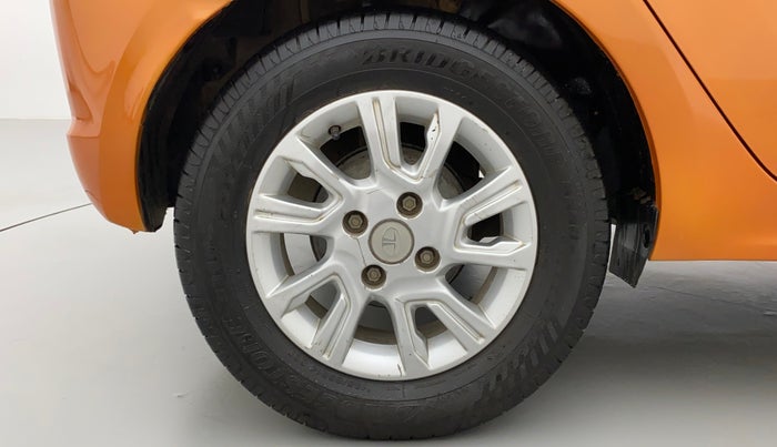 2018 Tata Tiago XZA PETROL, Petrol, Automatic, 67,928 km, Right Rear Wheel