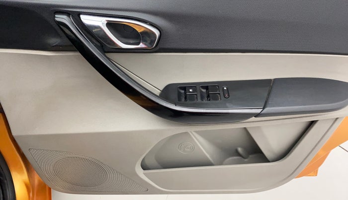 2018 Tata Tiago XZA PETROL, Petrol, Automatic, 67,928 km, Driver Side Door Panels Control