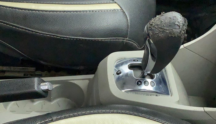 2018 Tata Tiago XZA PETROL, Petrol, Automatic, 67,928 km, Gear Lever