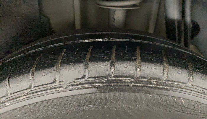 2017 Tata TIGOR XZ PETROL, Petrol, Manual, 47,384 km, Left Rear Tyre Tread