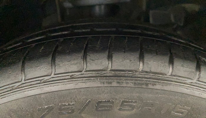 2017 Tata TIGOR XZ PETROL, Petrol, Manual, 47,384 km, Right Front Tyre Tread