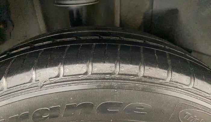 2017 Tata TIGOR XZ PETROL, Petrol, Manual, 47,384 km, Right Rear Tyre Tread