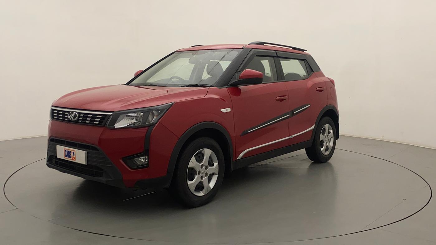 2022 Mahindra XUV300 W6 1.5 DIESEL, Diesel, Manual, 16,539 km, Left Front Diagonal