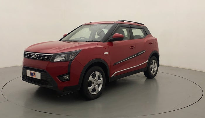2022 Mahindra XUV300 W6 1.5 DIESEL, Diesel, Manual, 16,539 km, Left Front Diagonal