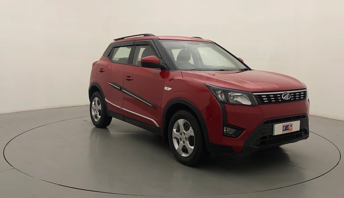 2022 Mahindra XUV300 W6 1.5 DIESEL, Diesel, Manual, 16,539 km, Right Front Diagonal