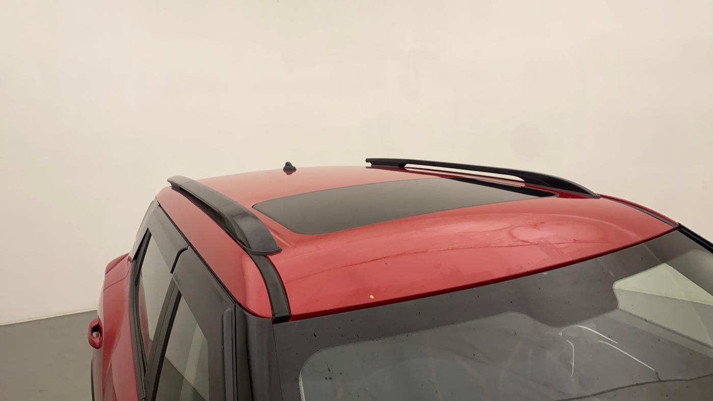 2022 Mahindra XUV300 W6 1.5 DIESEL, Diesel, Manual, 16,539 km, Roof