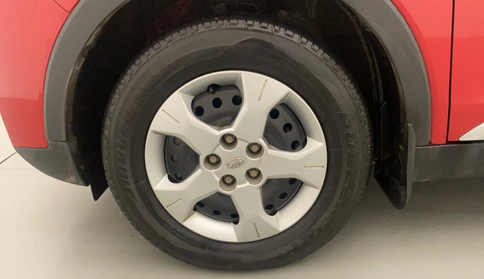 2022 Mahindra XUV300 W6 1.5 DIESEL, Diesel, Manual, 16,539 km, Left Front Wheel
