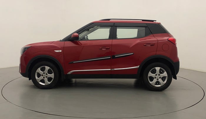 2022 Mahindra XUV300 W6 1.5 DIESEL, Diesel, Manual, 16,539 km, Left Side