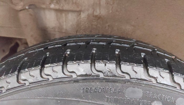 2018 Maruti Wagon R 1.0 VXI AMT, Petrol, Automatic, 41,948 km, Right Rear Tyre Tread