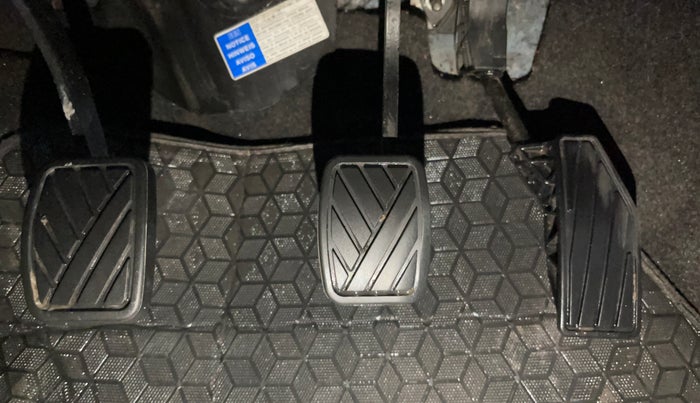 2019 Maruti Swift LXI, Petrol, Manual, 47,053 km, Pedals