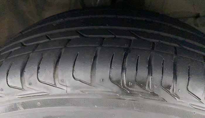 2017 Honda WR-V 1.2L I-VTEC VX MT, Petrol, Manual, 55,570 km, Right Front Tyre Tread
