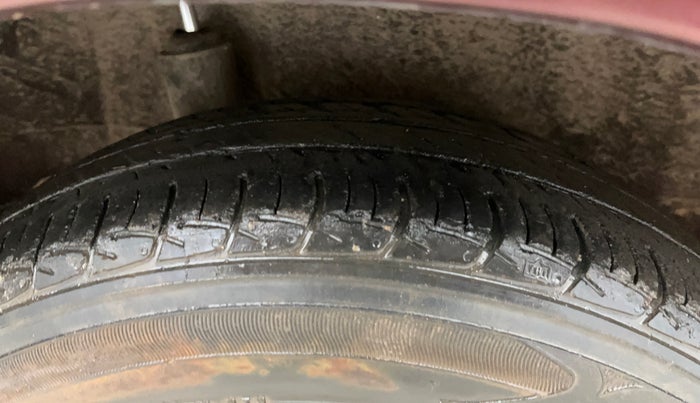 2014 Honda Amaze 1.2L I-VTEC S, Petrol, Manual, 62,634 km, Right Rear Tyre Tread