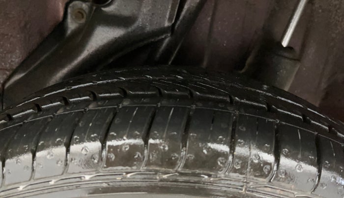 2014 Honda Amaze 1.2L I-VTEC S, Petrol, Manual, 62,634 km, Left Rear Tyre Tread