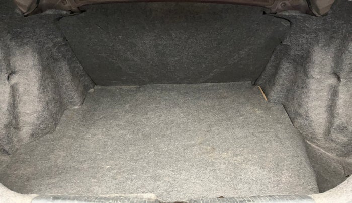 2014 Honda Amaze 1.2L I-VTEC S, Petrol, Manual, 62,634 km, Boot Inside