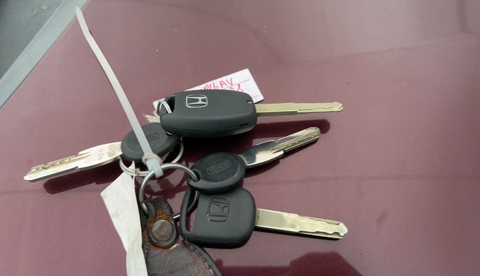 2014 Honda Amaze 1.2L I-VTEC S, Petrol, Manual, 62,634 km, Key Close Up