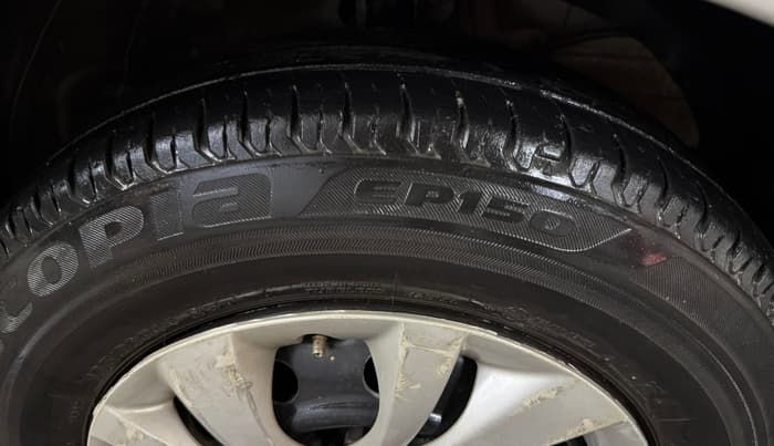 2019 Maruti Swift VXI AMT, Petrol, Automatic, 44,527 km, Right Front Tyre Tread