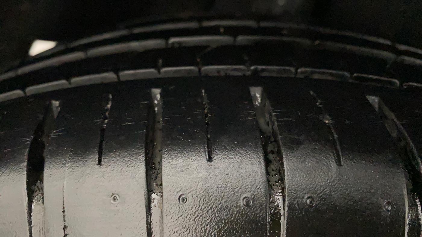 2020 Maruti Baleno ZETA CVT PETROL 1.2, Petrol, Automatic, 15,020 km, Right Rear Tyre Tread