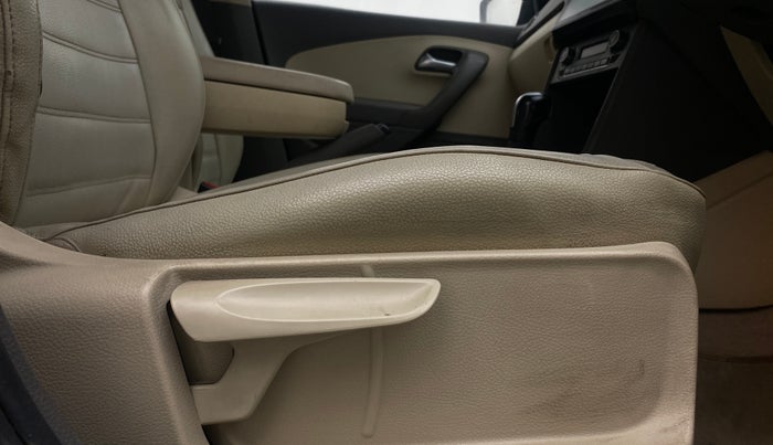 2014 Volkswagen Vento COMFORTLINE TSI AT PETROL, Petrol, Automatic, 87,261 km, Driver Side Adjustment Panel