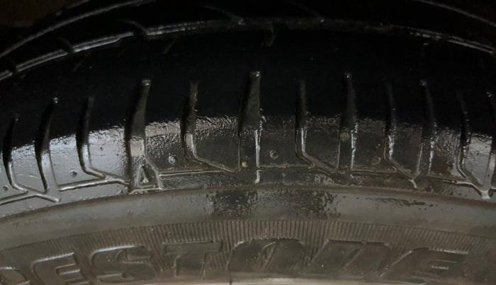 2017 Tata Tiago XZA PETROL, Petrol, Automatic, 38,071 km, Right Rear Tyre Tread