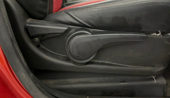 2017 Tata Tiago XZA PETROL, Petrol, Automatic, 38,071 km, Driver Side Adjustment Panel