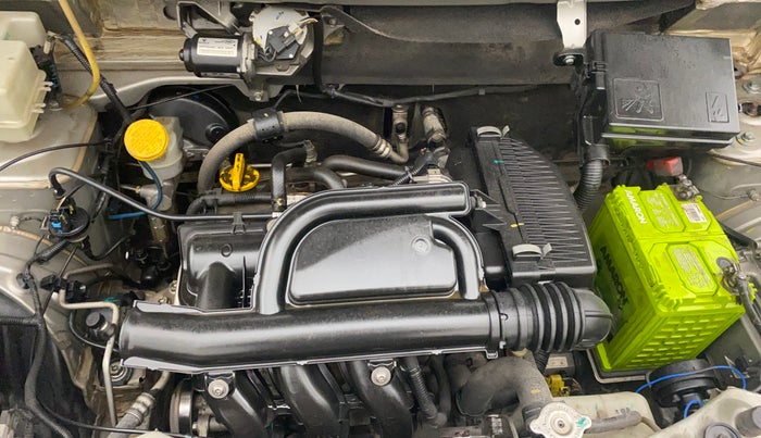 2017 Renault Kwid RXT 1.0 AMT (O), Petrol, Automatic, 71,680 km, Engine View