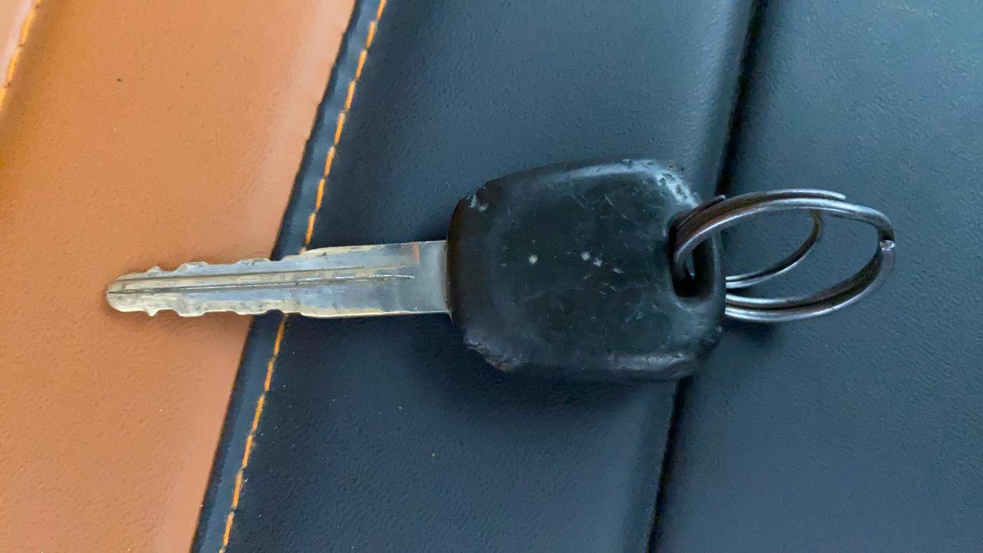 2023 Maruti Eeco 7 STR STD 1.2, Petrol, Manual, 50,063 km, Key Close Up