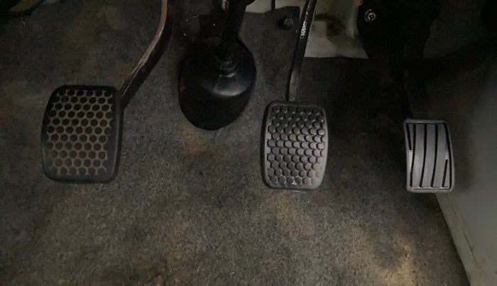 2023 Maruti Eeco 7 STR STD 1.2, Petrol, Manual, 50,063 km, Pedals