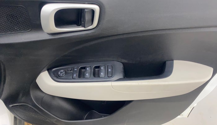 2022 Hyundai VENUE S (O) 1.0 TURBO IMT, Petrol, Manual, 18,405 km, Driver Side Door Panels Control