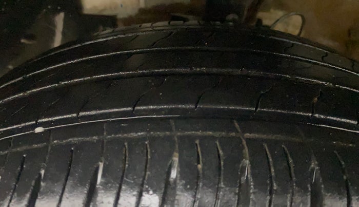 2022 Hyundai VENUE S (O) 1.0 TURBO IMT, Petrol, Manual, 18,405 km, Left Front Tyre Tread