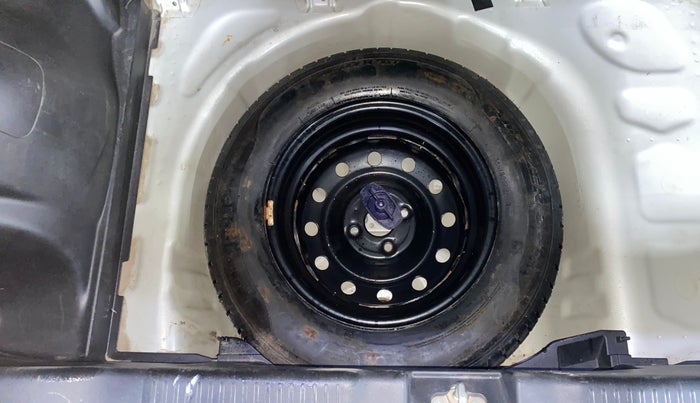 2019 Maruti Swift VXI AMT, Petrol, Automatic, 39,948 km, Spare Tyre