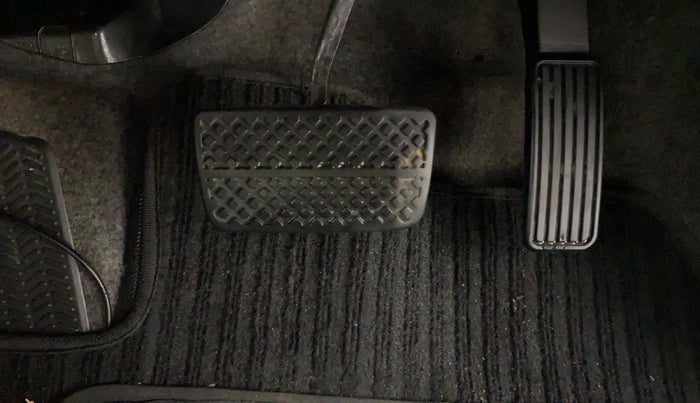 2023 Honda Amaze 1.2L I-VTEC VX CVT, Petrol, Automatic, 35,056 km, Pedals